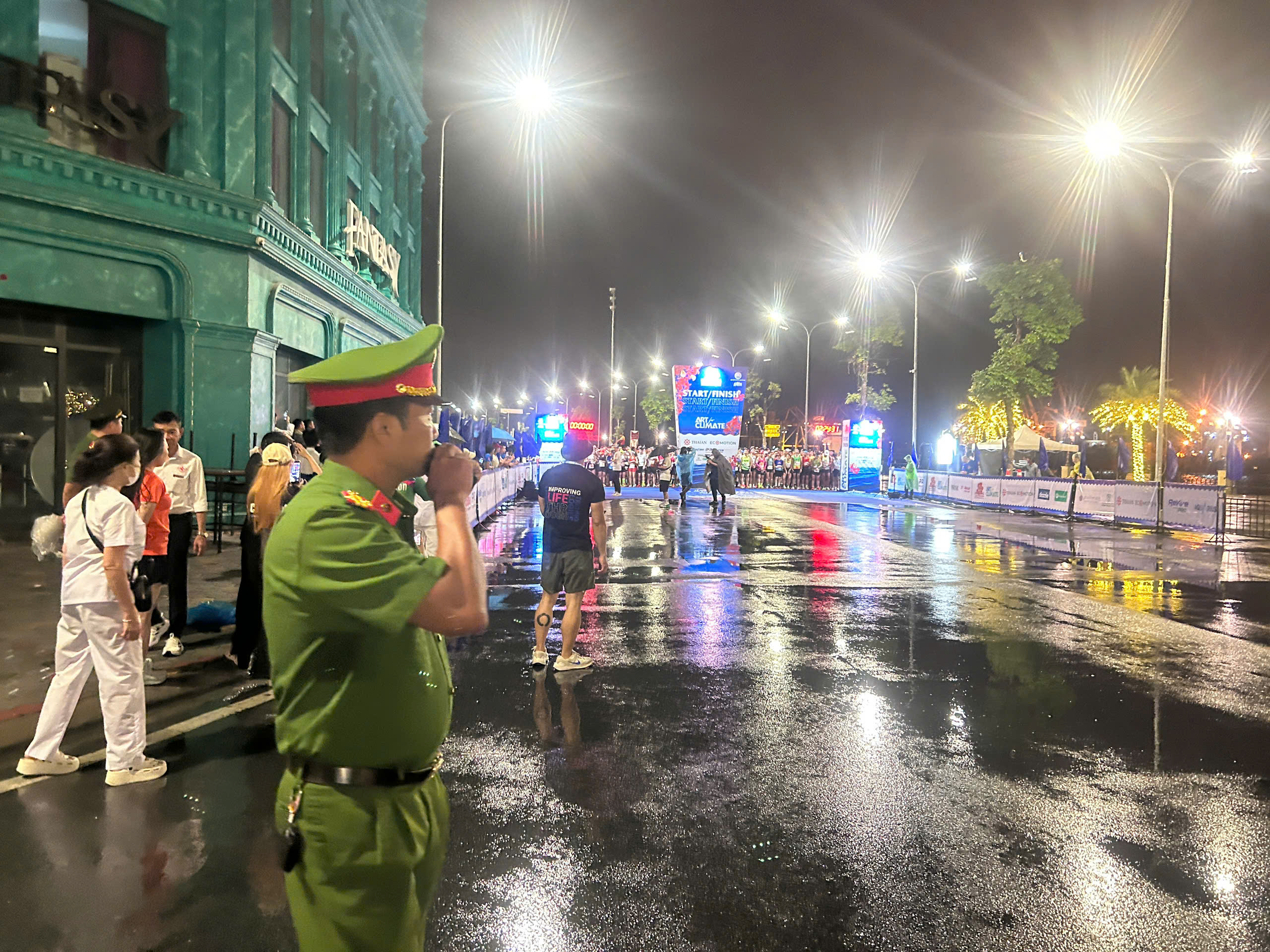 Bảo đảm an ninh trật tự, trật tự an toàn giao thông cho giải chạy 